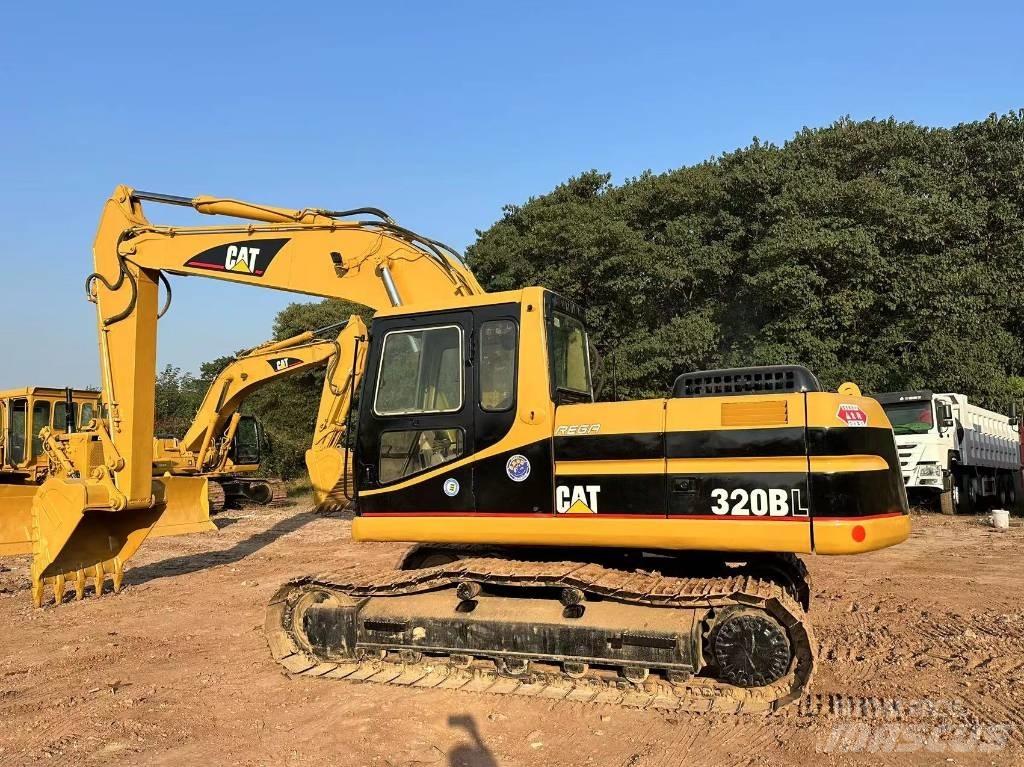 CAT 320 B Koparki gąsienicowe