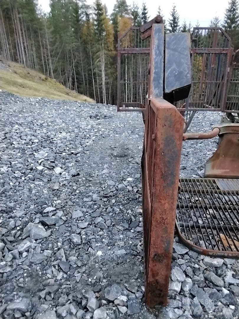 Valmet 890.1 Inne akcesoria