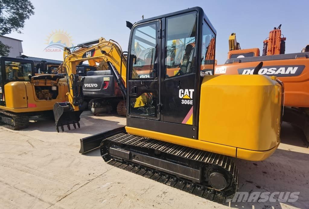 CAT 306 Minikoparki