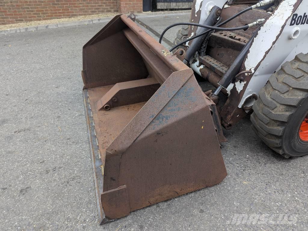 Bobcat TIPTOE BUCKET Łyżki do ładowarek
