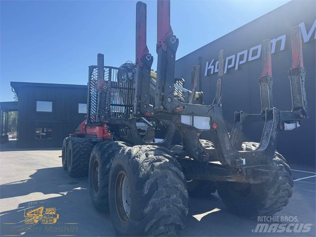 Komatsu 895 Forwardery