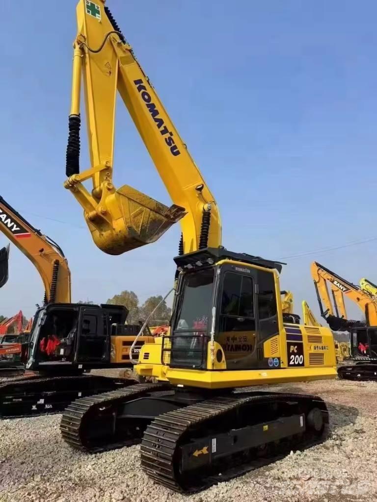Komatsu PC 200 Koparki gąsienicowe