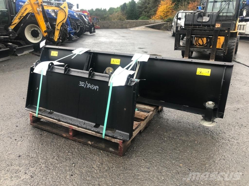 JCB Snow Plough Pługi