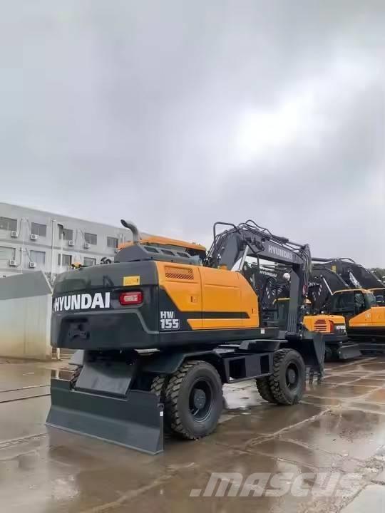 Hyundai HW 155 Koparki gąsienicowe