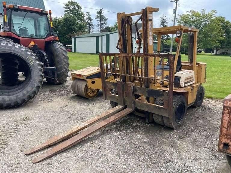 Komatsu FG 40ZT-4 Wózki widłowe inne
