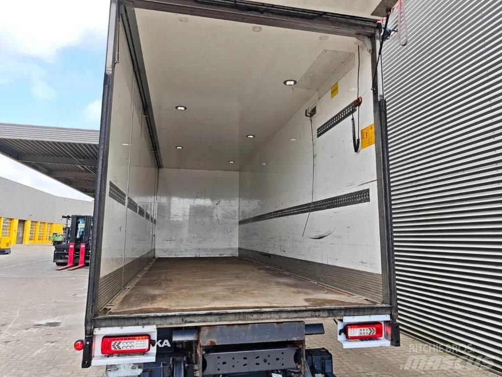 Volvo FM 340 4x2 Samochody ciężarowe ze skrzynią zamkniętą