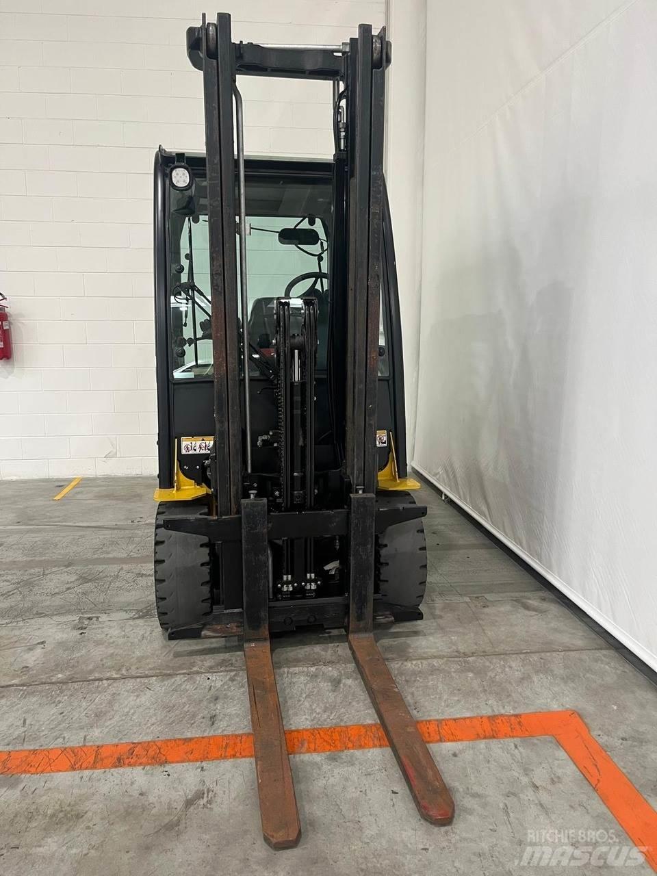 Yale ERP30VL Wózki elektryczne