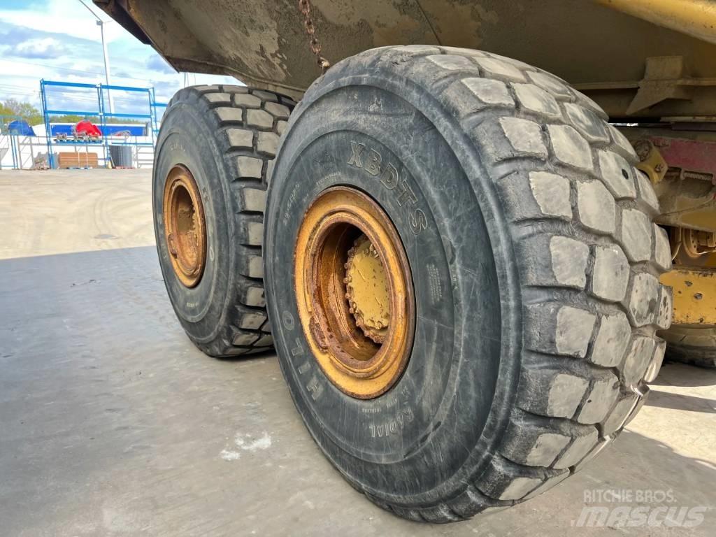 CAT 740 Wozidła przegubowe