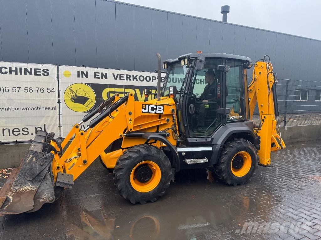 JCB 3CX compact Koparko-ładowarki