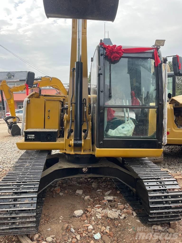 CAT 307 Minikoparki