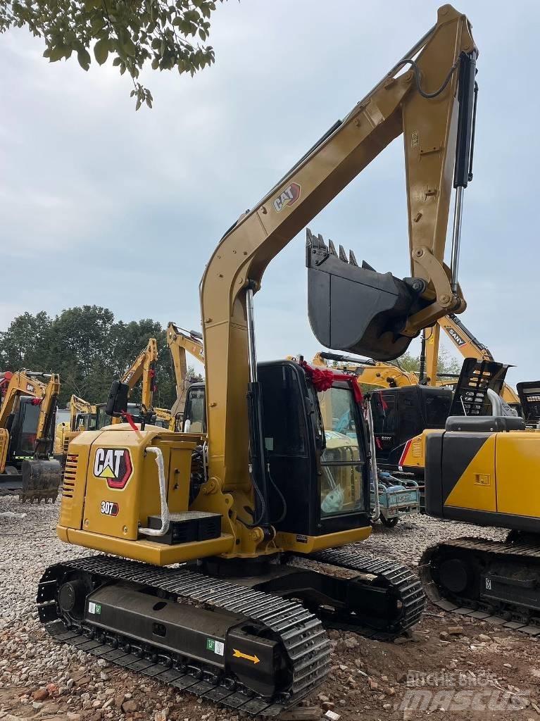 CAT 307 Minikoparki