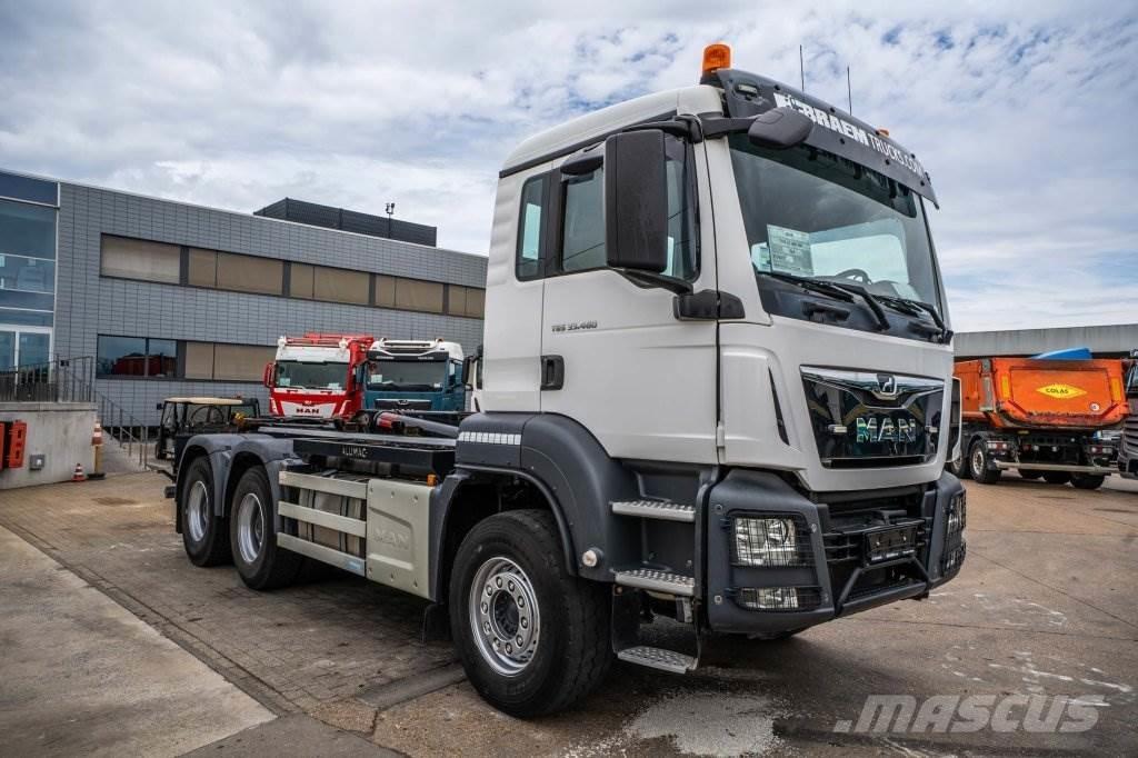 MAN TGS 33.460 BL Hakowce