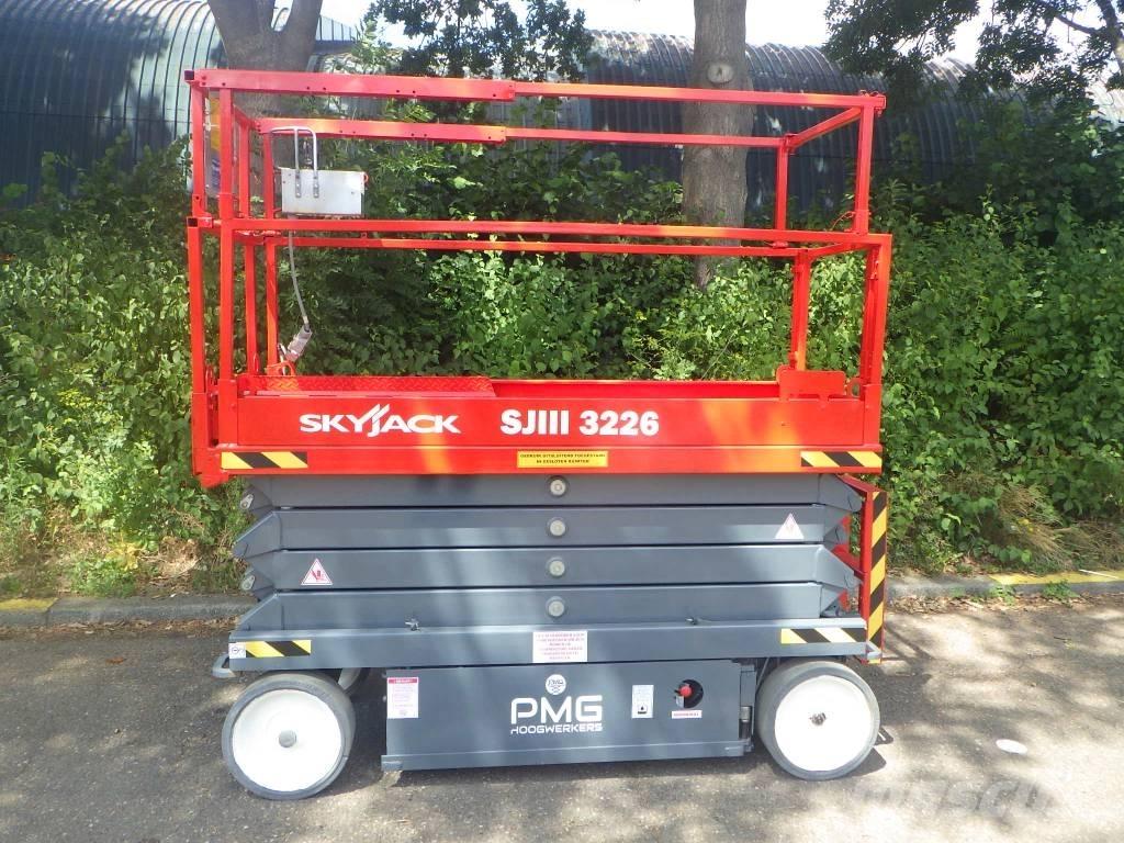 SkyJack SJ3226 Podnośniki nożycowe
