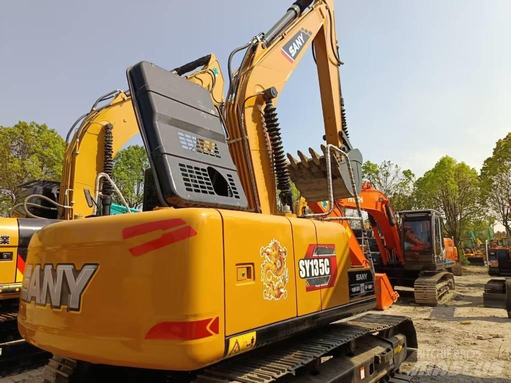 Sany SY135C Koparki gąsienicowe
