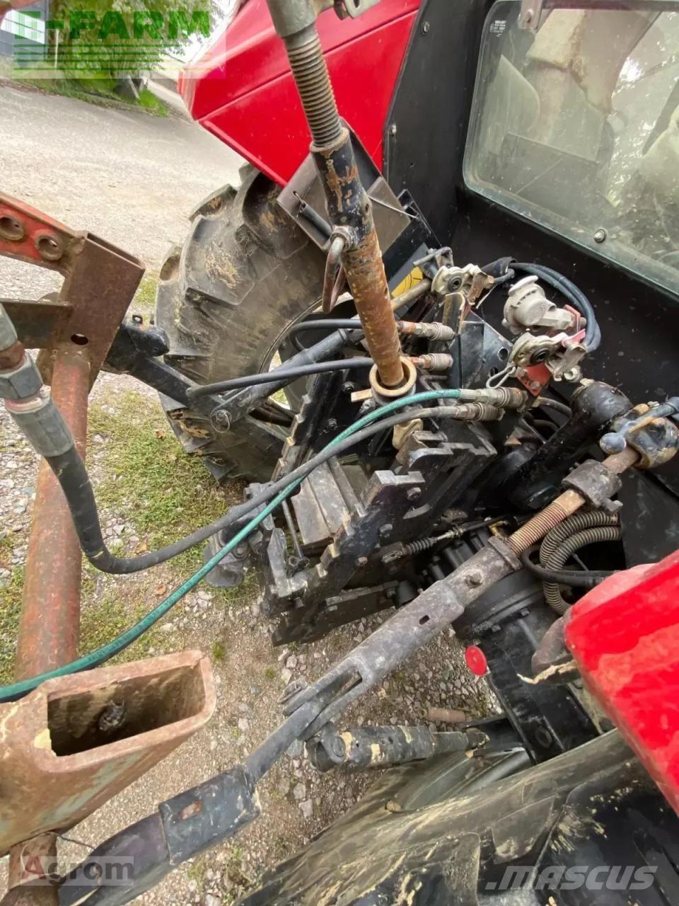 Case IH 844 a Ciągniki rolnicze