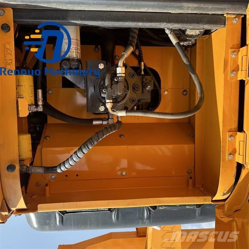 Hyundai 215-9S Koparki gąsienicowe