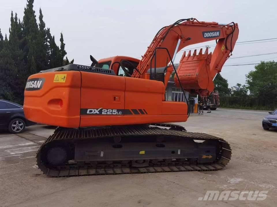 Doosan dx225 Koparki gąsienicowe