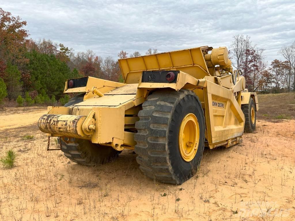DEERE 862 Skrobaki