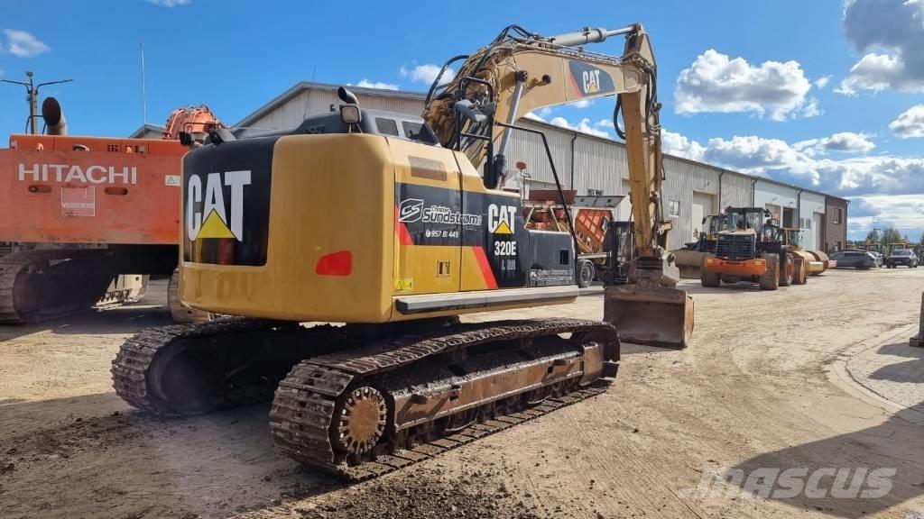 CAT 320 E Koparki gąsienicowe