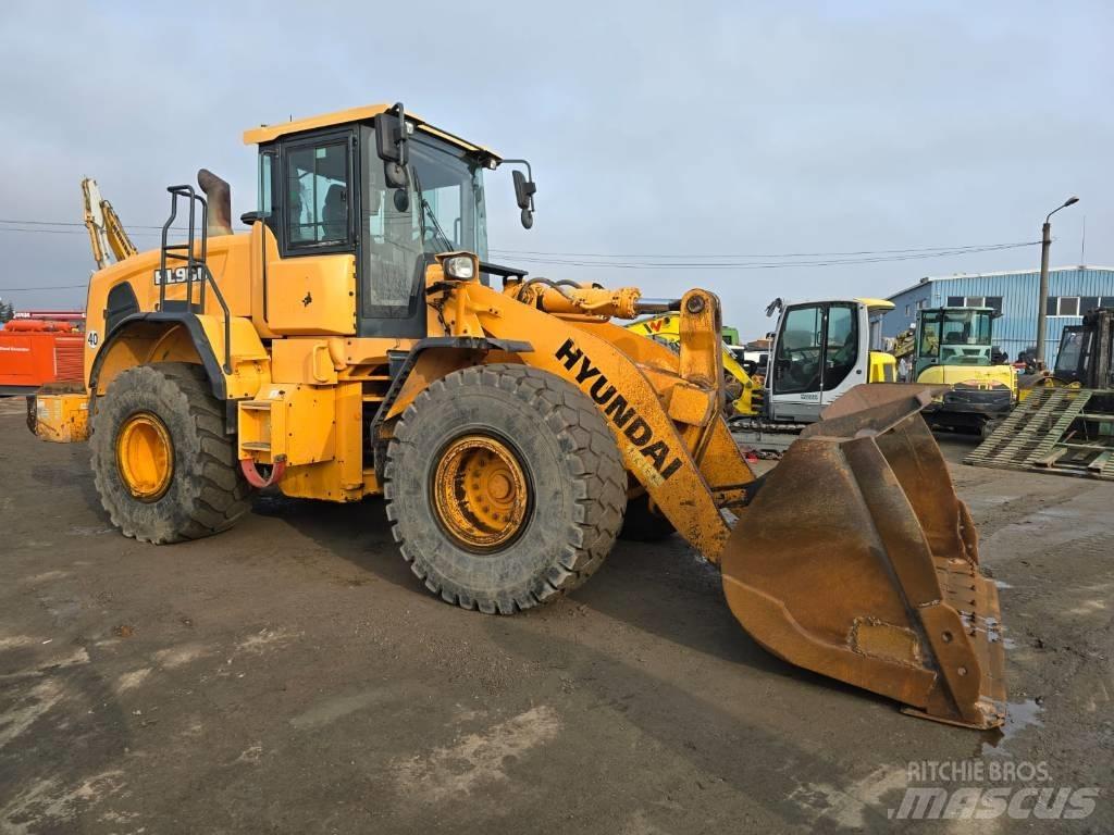 Hyundai HL 960 Ładowarki kołowe