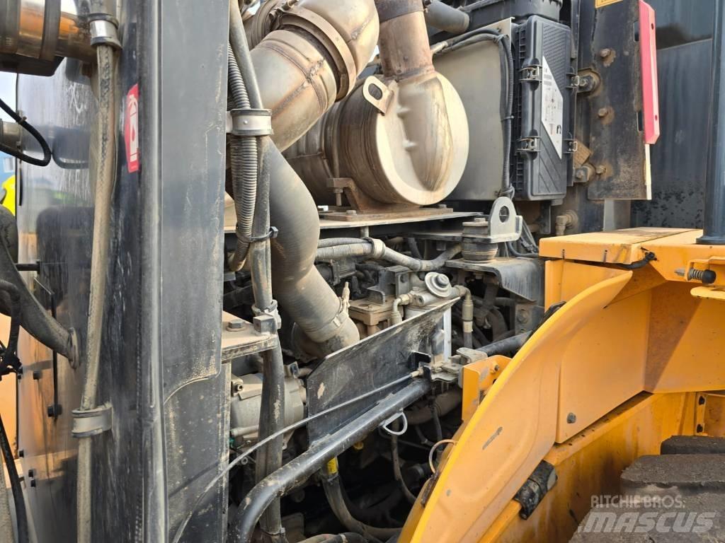 Hyundai HL 960 Ładowarki kołowe