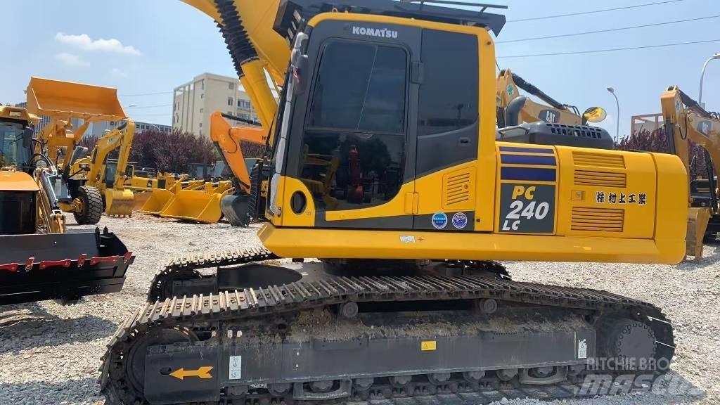 Komatsu PC 240 Koparki gąsienicowe