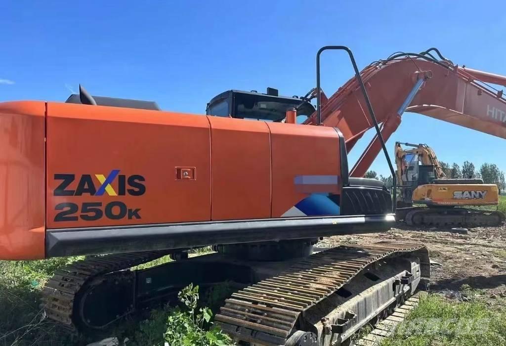 Hitachi 250 Koparki gąsienicowe