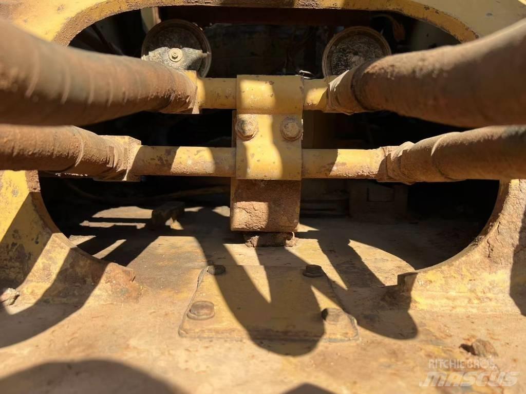 CAT 330 CL Koparki gąsienicowe
