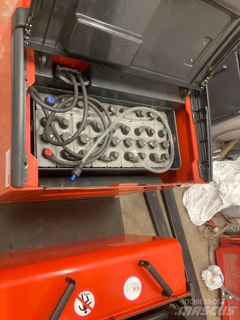 Linde L12AC Wózki widłowe unoszące z dyszlem