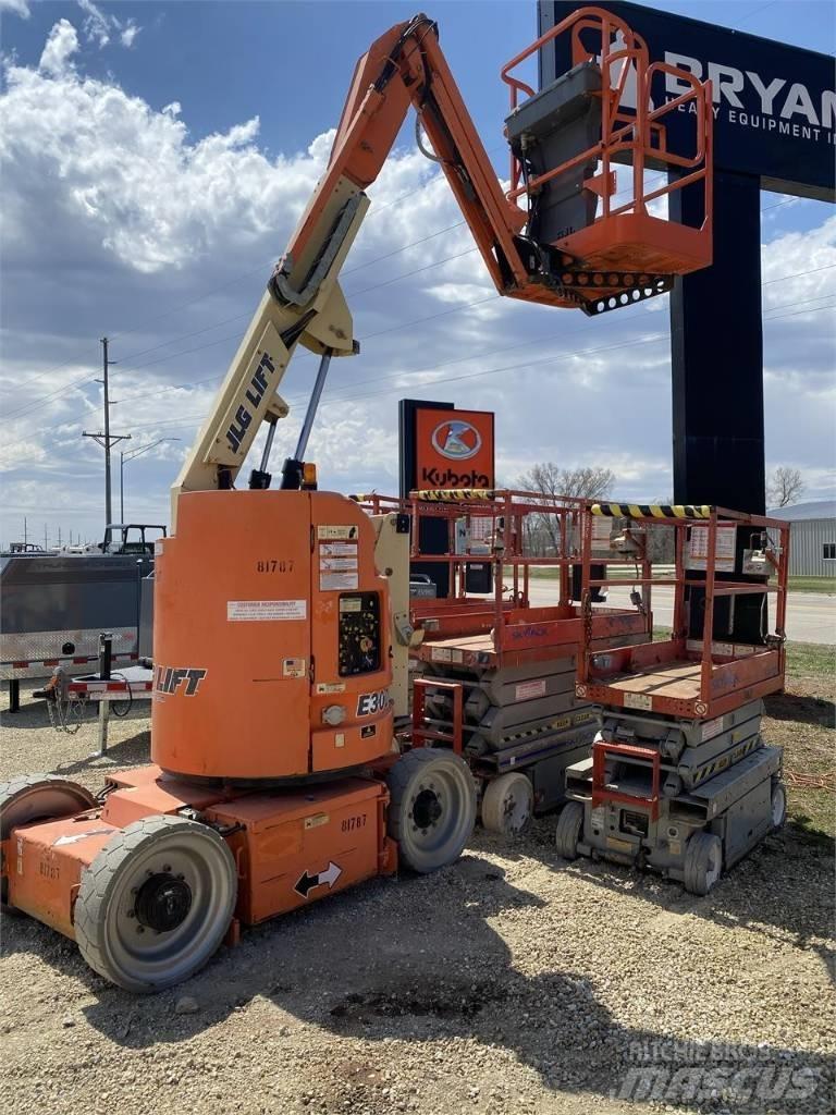 JLG E300AJP Podnośniki przegubowe