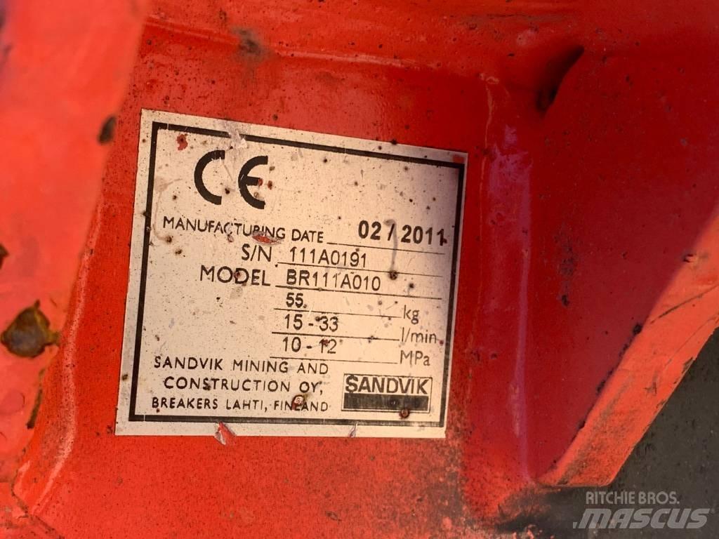 Sandvik BR111A010 Młoty hydrauliczne