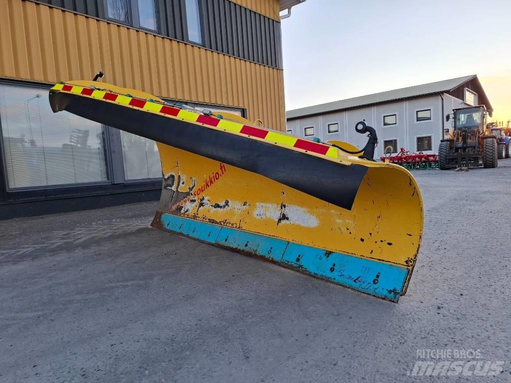 Soukkio AK 3400 Lemiesze i pługi śnieżne