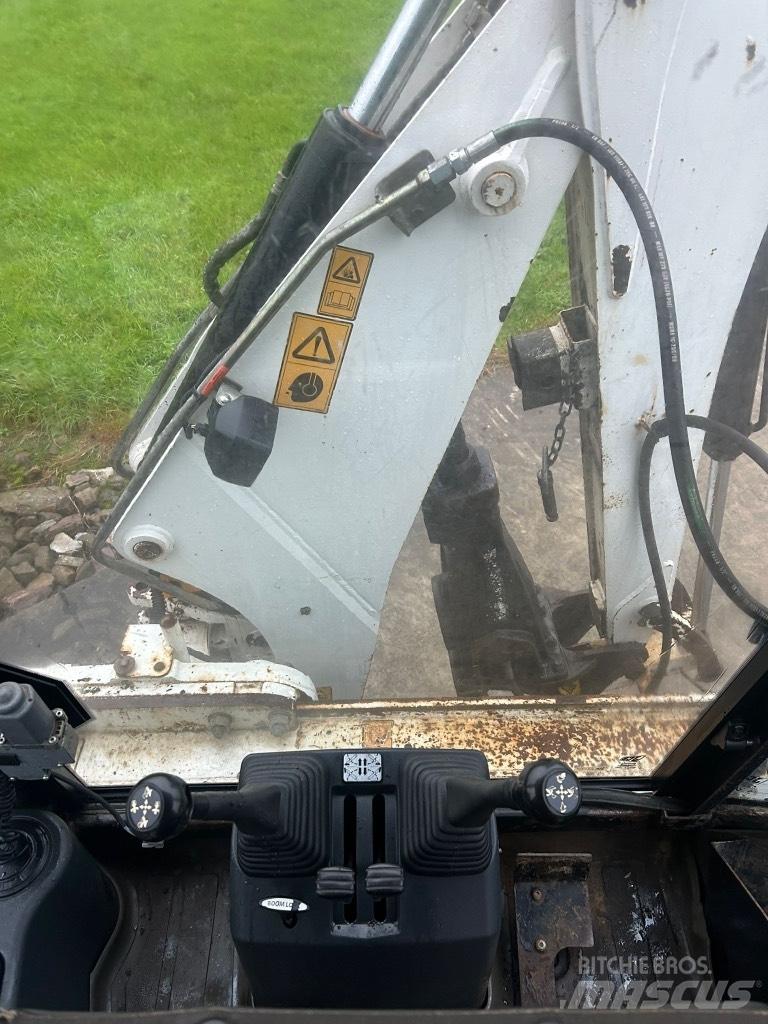 JCB 2CX Koparko-ładowarki