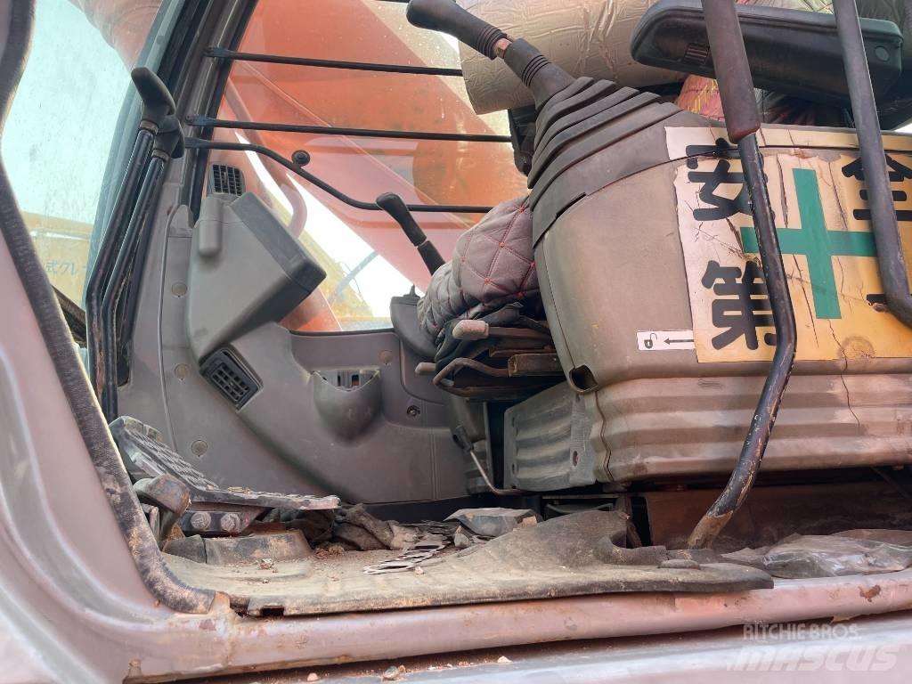 Hitachi ZX 270 Koparki gąsienicowe
