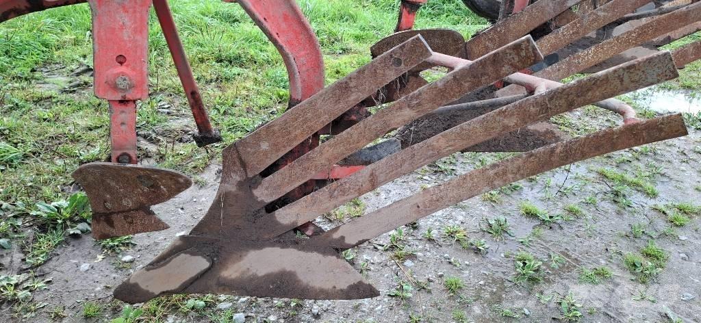 Kuhn Vari-Master 123 Pługi obrotowe