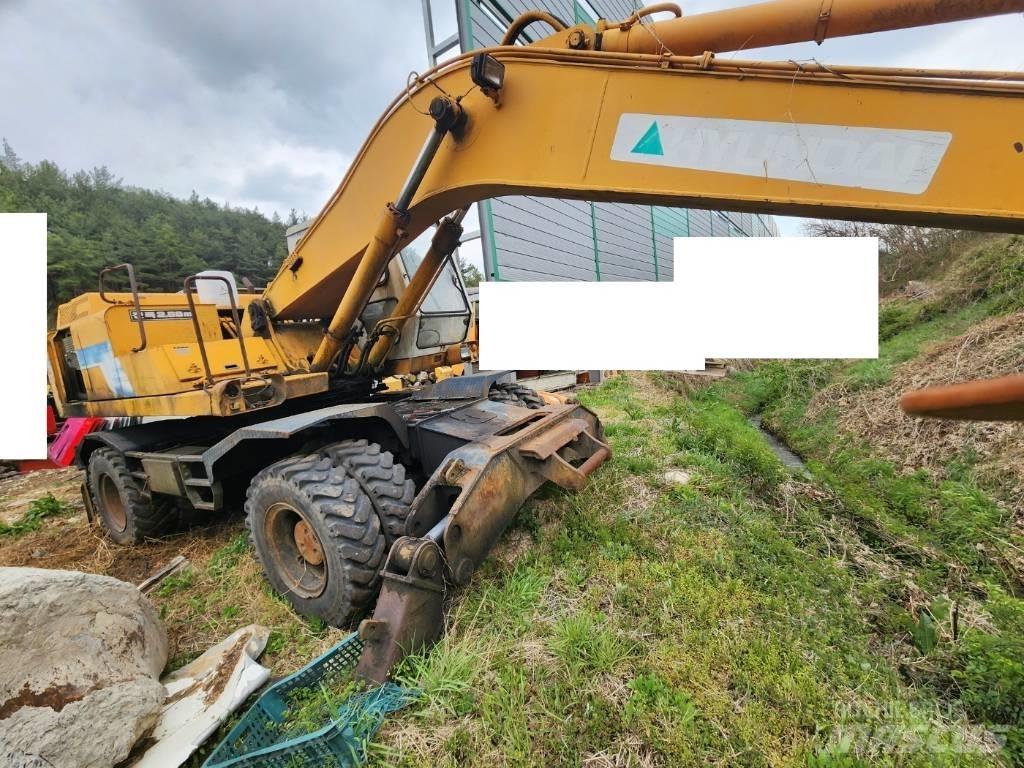 Hyundai ROBEX 2000W Koparki kołowe