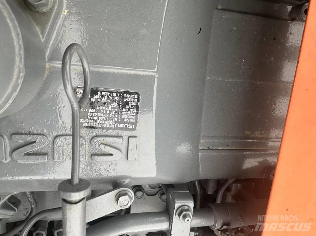 Hitachi ZX 240 Koparki gąsienicowe