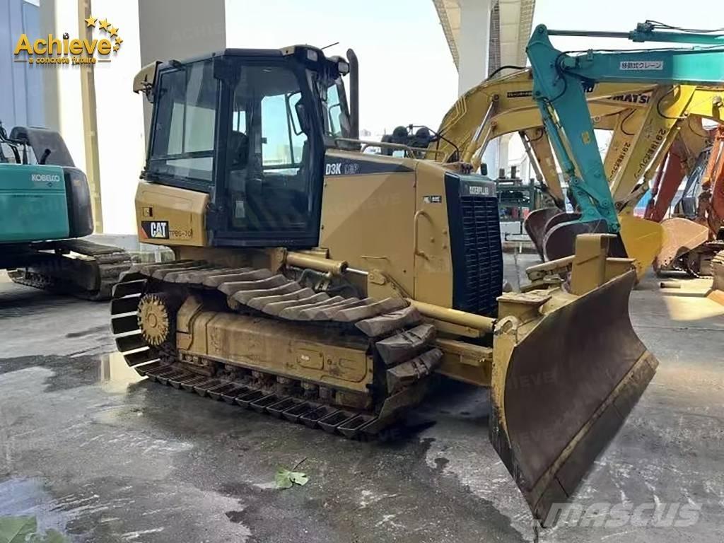 CAT D 3 Spycharki gąsienicowe
