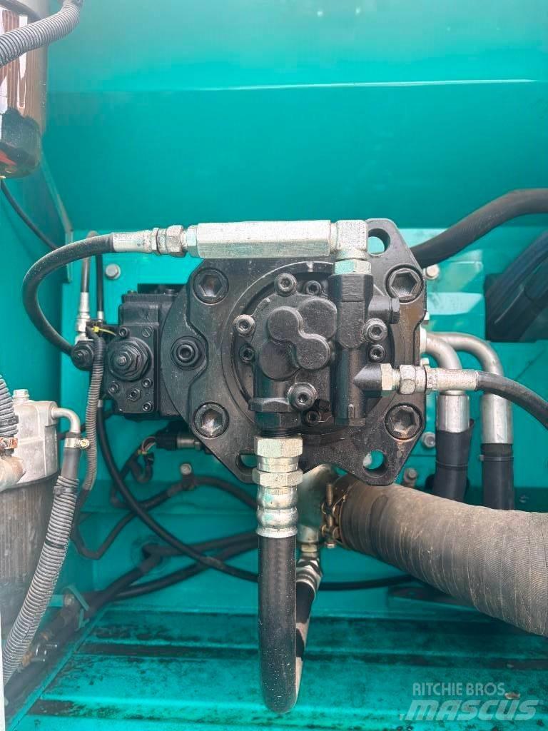 Kobelco SK 210 Koparki gąsienicowe