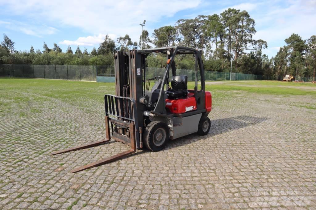 Nissan Y1D2A25Q Wózki Diesla