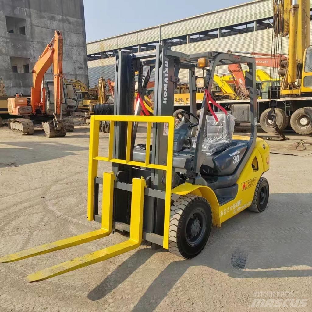 Komatsu FD 30 Wózki Diesla