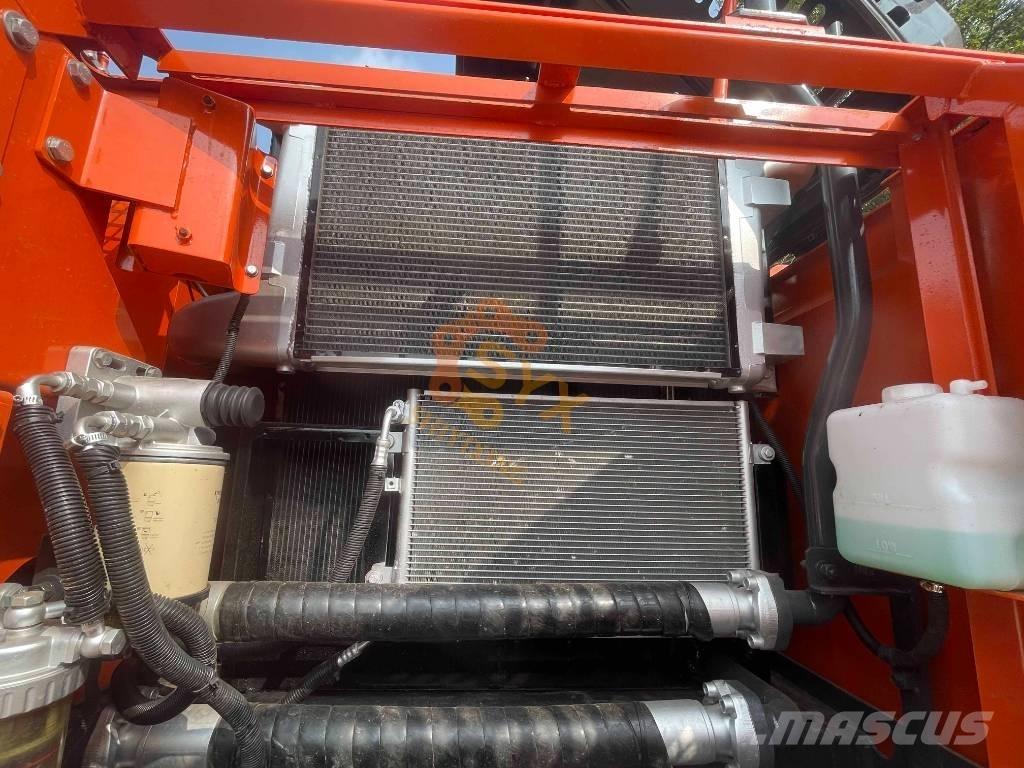 Doosan DX 300 Koparki gąsienicowe