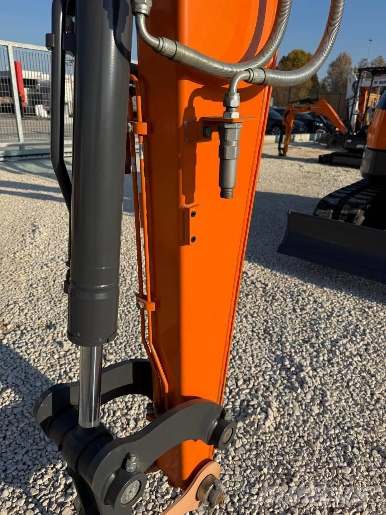 Develon DX 55 R-7 Koparki gąsienicowe