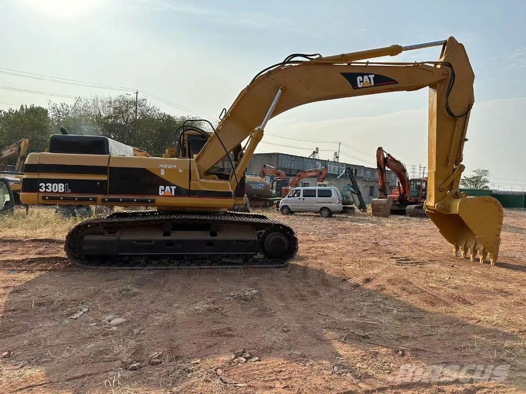 CAT 330 B Koparki gąsienicowe