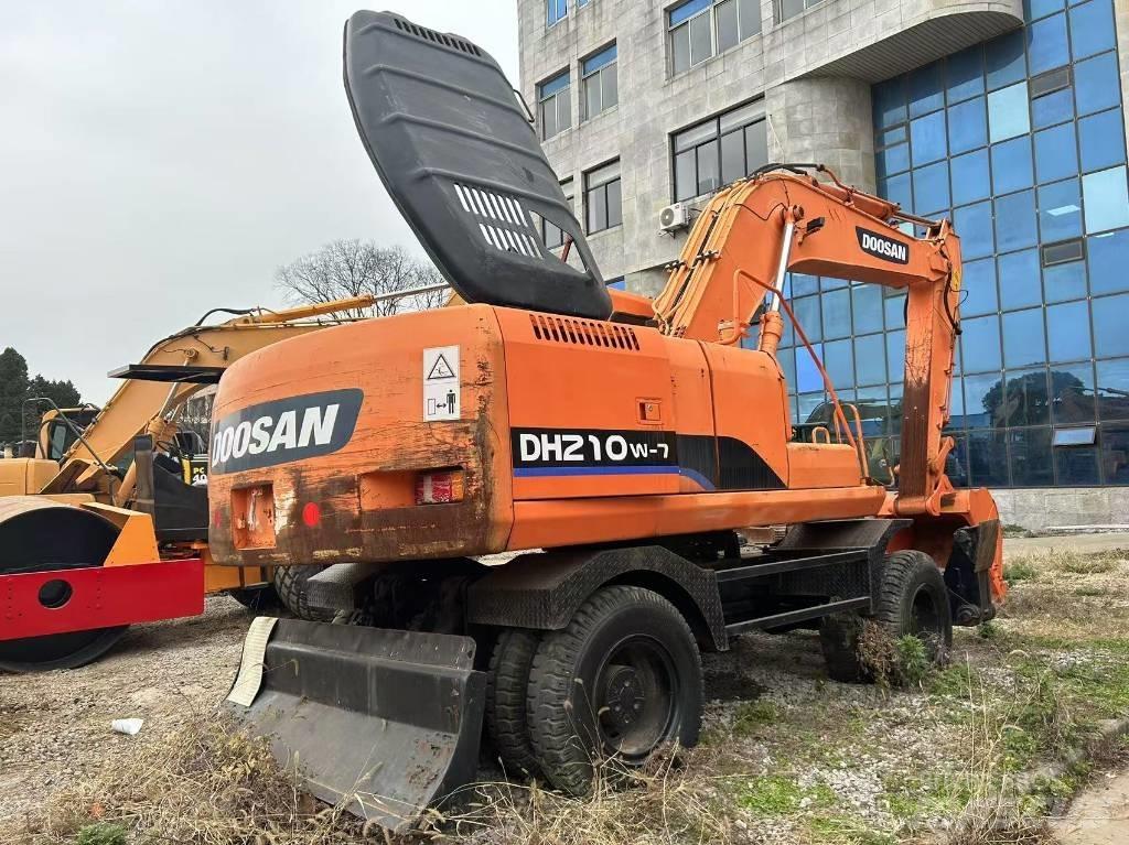 Doosan DH 210 W Koparki kołowe