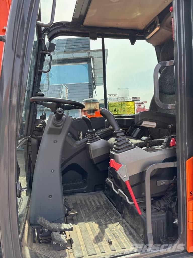 Doosan DX 57 Koparki kołowe