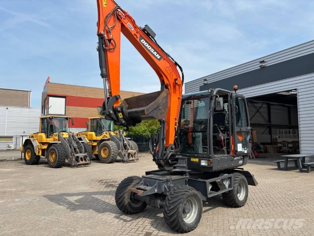Doosan DX 57 Koparki kołowe