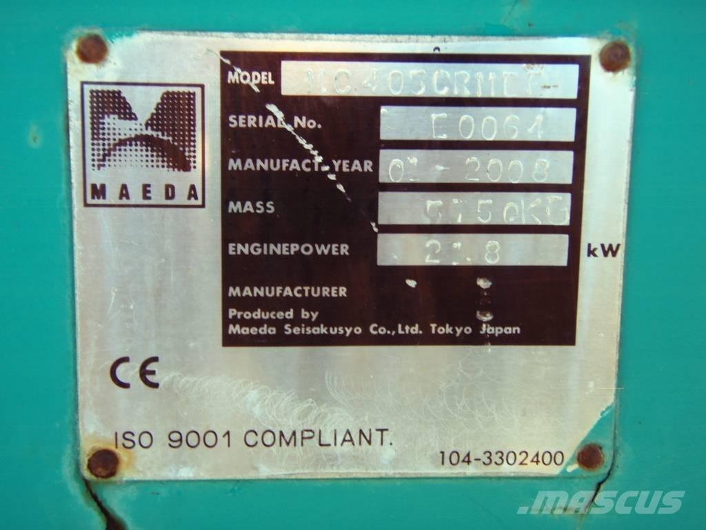 Maeda MC 405 CRME Żurawie gąsienicowe