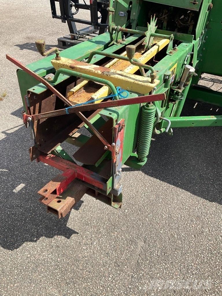 John Deere 440 Prasy kostkujące