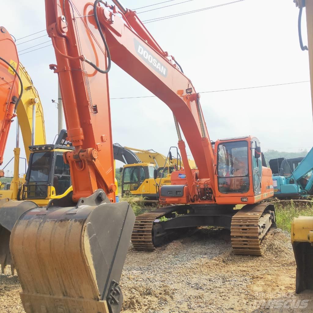 Doosan DX 300 LC Koparki gąsienicowe